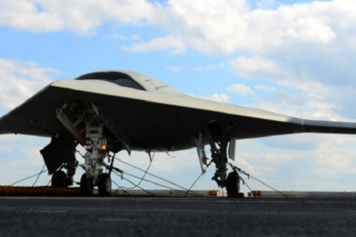 may-bay-tan-cong--khong-nguoi-lai-s-70-hunter-cua-