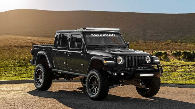 xedoisong_jeep_gladiator_1_reti