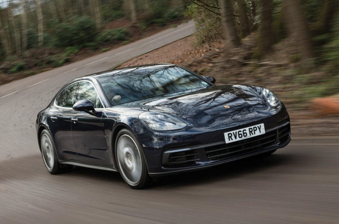 mau-panamera-doi-2010-2016-se-dinh-trieu-hoi-dot-n