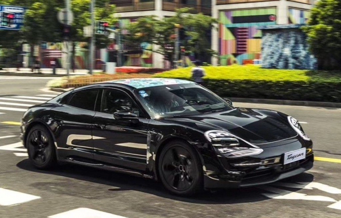 xedoisong_porsche_taycan_3_eifz
