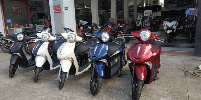 thang-7-nhieu-xe-may-hot-cham-day-gia-thap-nhat-tr