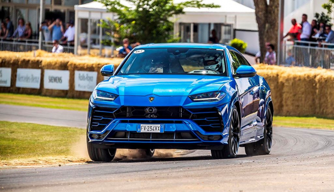 xedoisong_ky_luc_doanh_so_sieu_xe_lamborghini_urus
