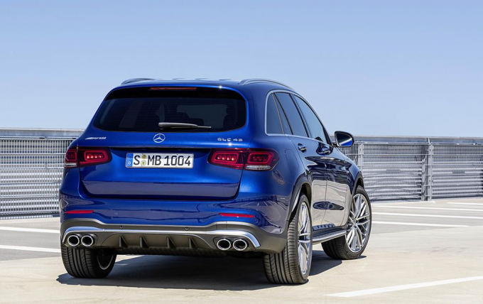 xedoisong_suv_hieu_nang_cao_mercedes_amg_glc43_4ma