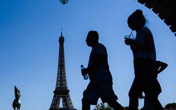 photo1564300477663-1564300477762-crop-156430049041