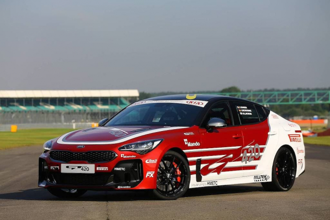 xedoisong_kia_stinger_gt420_1_qwxz