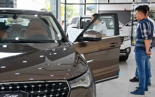 photo1565661748654-1565661749180-crop-156566175468