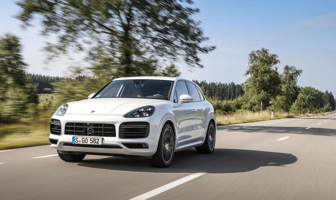xedoisong_new_porsche_cayenne_turbo_s_e_hybrid_cou