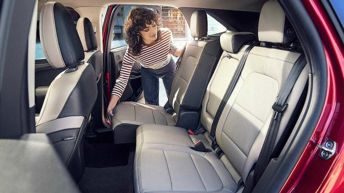 xedoisong_ford_escape_3_bzmm