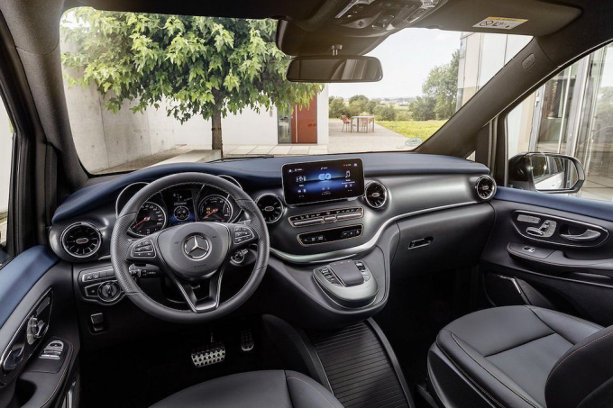 xedoisong_mercedes_eqv_3_vdeb