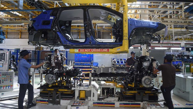 photo-1-15667311326721269091363