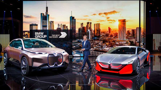 bmwceooliverzipseatthe2019frankfurtmotorshow