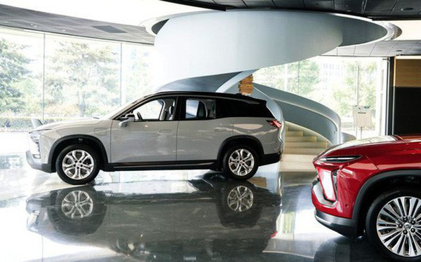 photo1569375863327-1569375863445-crop-156937588410