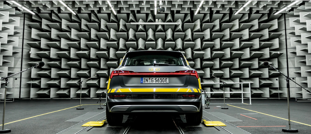 xedoisong_audi_ev_sound_e_tron_lab_4_rocb
