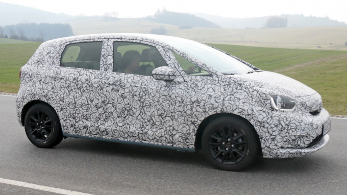 xedoisong_honda_jazz_1_nuel