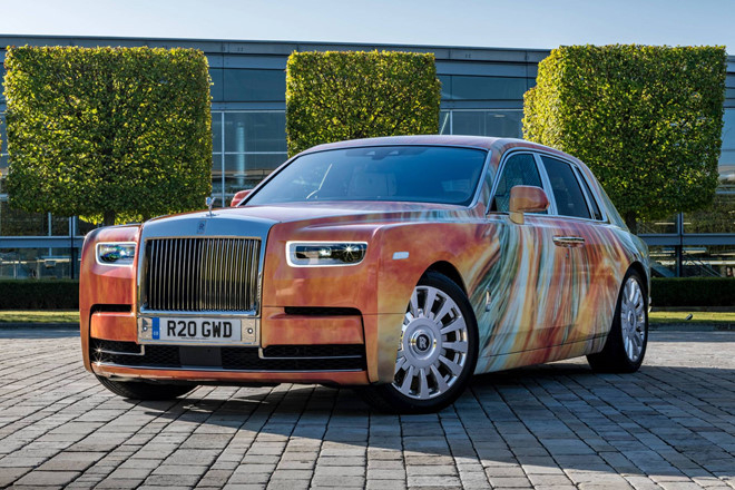a676dc18rollsroycephantomartcarbymarcquinn1