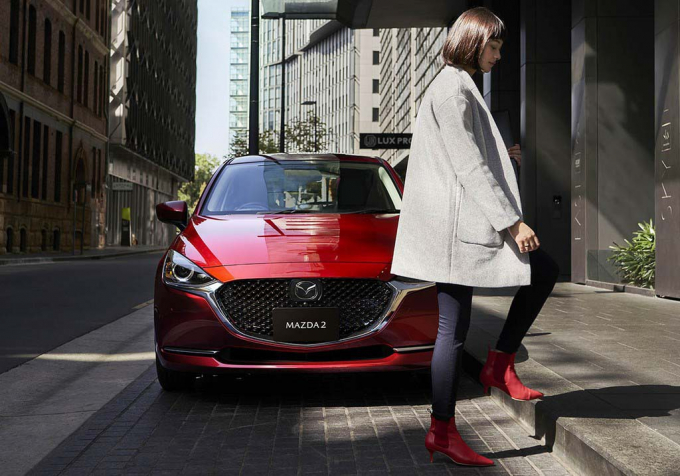 xedoisong_mazda_2_gia_ban_1_xgjq