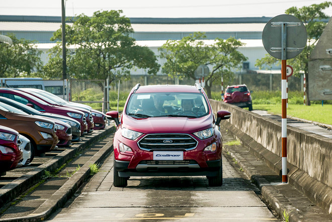 Ford_Ecosport_1