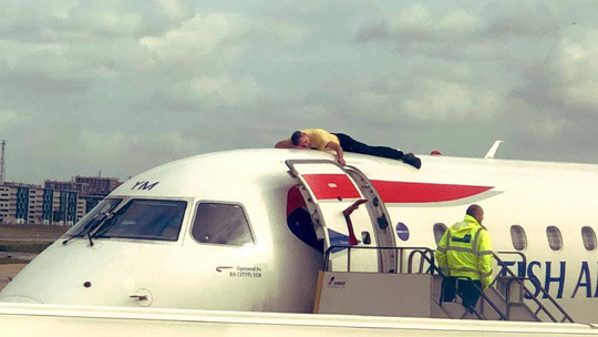 photo-1-15707583097501529683398