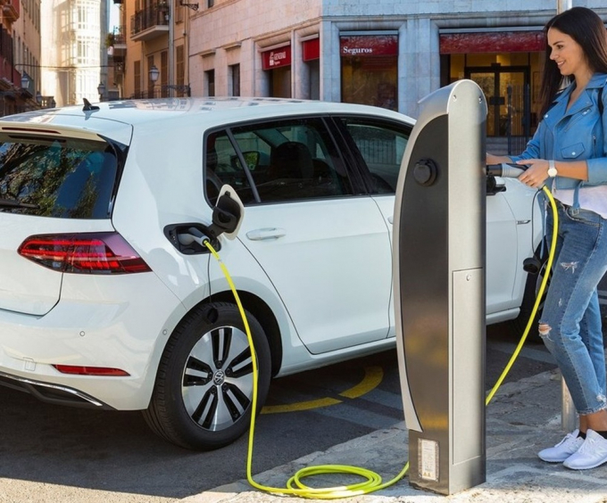 1565681486-elektricni-automobili-1581424178-width1