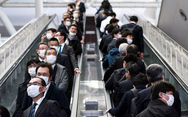 photo1581644119913-1581644120174-crop-158164414702