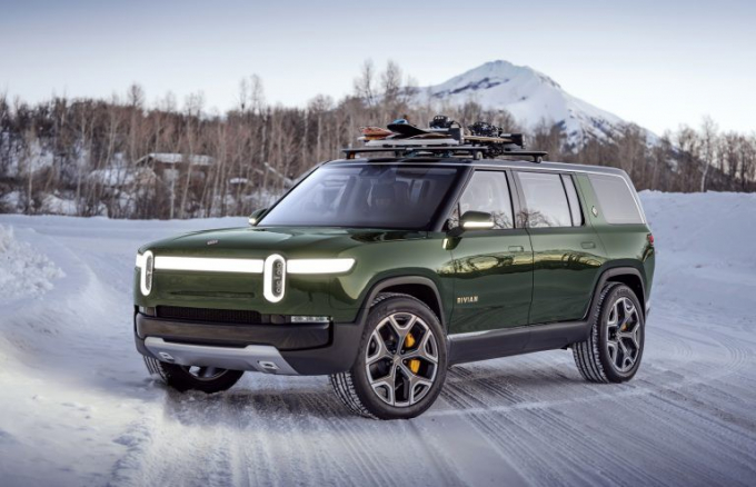 rivian_r1t_r1s_01_768x495_aayw