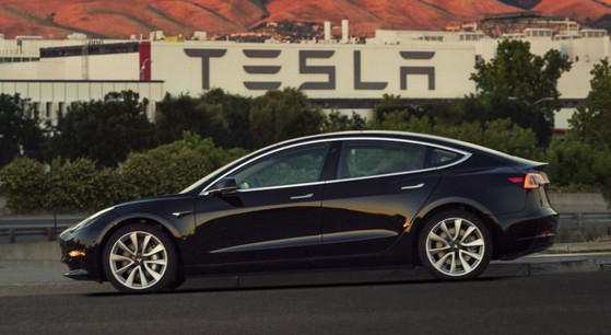 tesla-in-profile-768x421_xqre