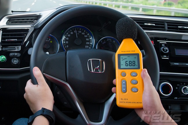 Mua lốp xe, chọn loại nào cho êm?- Ảnh 1.