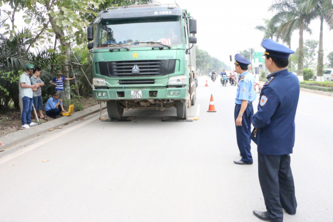 BC0CB912-2C3F-455B-916C-EFA013BF72F0.