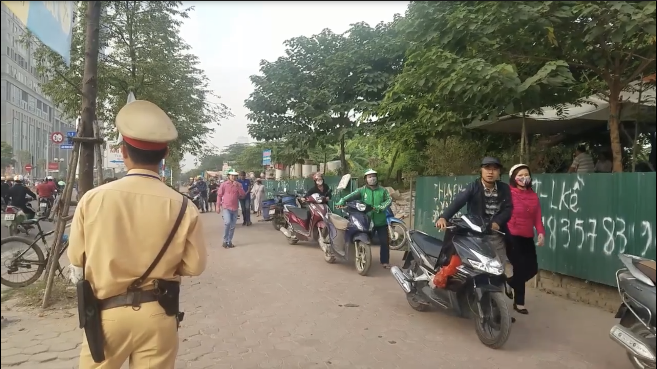 5C4070FC-7DFB-4441-960F-20186B7906A5