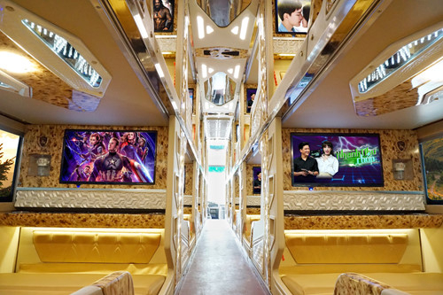 45154453-B256-41A3-B07E-7B9FD308D08A.