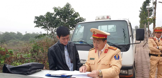 2944F9E1-5635-41AA-B450-38A8A9DE8454.