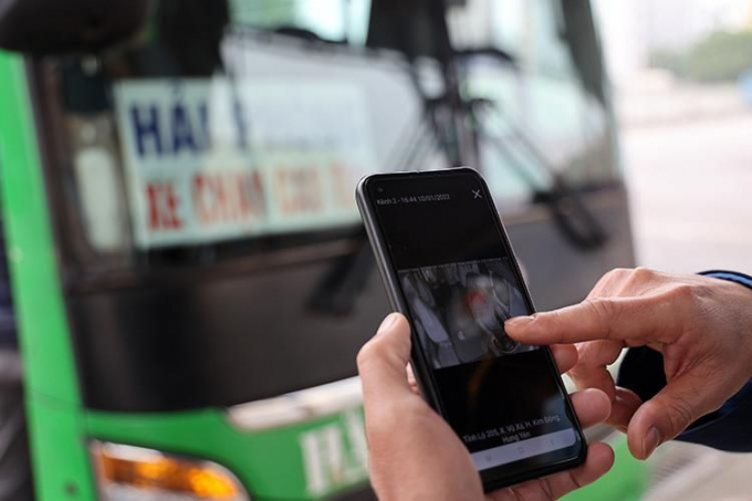 05b7611cc45e2d00744f (1)