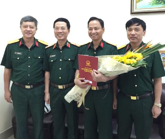 Dai ta Nguyen Dinh Chien nhan quyet dinh bo nhiem 