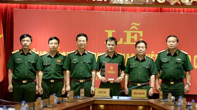 Thuong ta Tao Duc Thang nhan quyet dinh tu Ban TGD