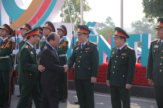 Thu tuong chinh phu den tham va lam viec tai Viett