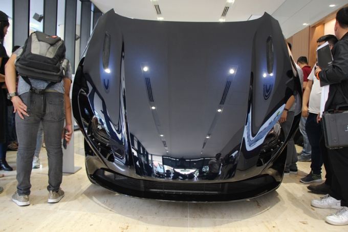 nap capo mo nguoc tu trong ra ngoai