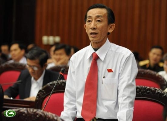 tran-hoang-ngan-241012