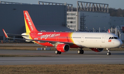 Vietjet tapchigiaothong