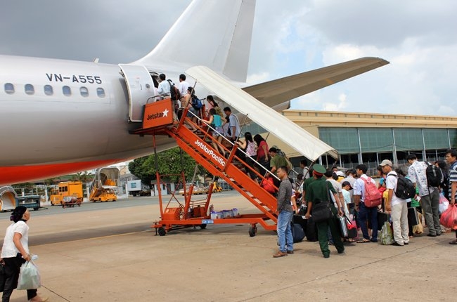 f0b2c_hang_khong_noi_dia