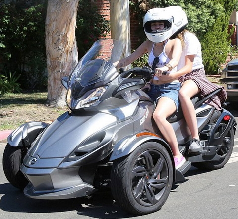 Vì sao ko cho nhập khẩu xe 3 bánh