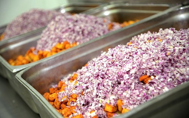 2Những suất ăn trên máy bay được làm như thế nào