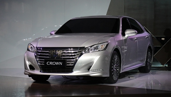 toyota crown