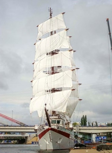 5can_canh_tau_buom_huan_luyen_hien_dai_cua_viet_na