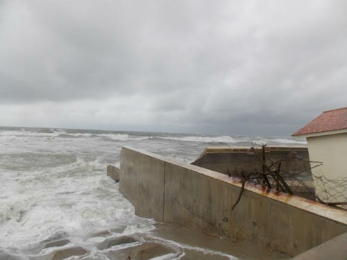 Bão số 3 tiến sát Đà Nẵng, cả thành phố náo loạn t