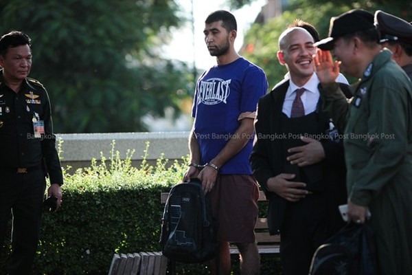 3 Động cơ đánh bom đền Erawan