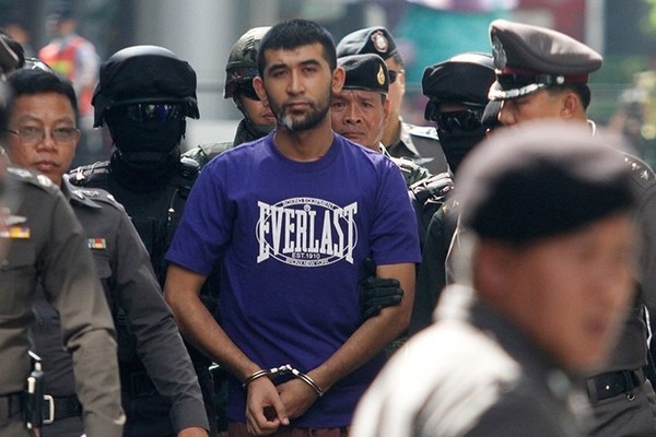 9 Động cơ đánh bom đền Erawan