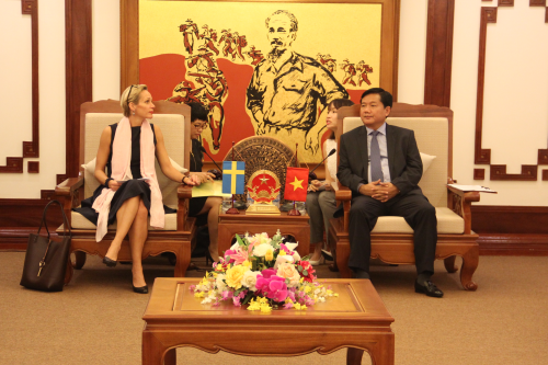 Bộ trưởng Đinh La Thăng tiếp Đại sứ Thụy Điển Cami