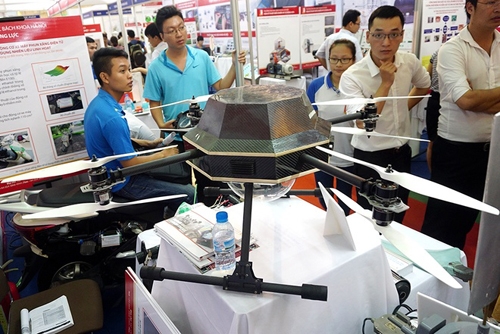 Drone của bộ môn Kỹ thuật hàng không và vũ trụ.
