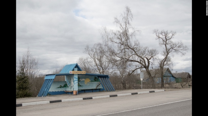 nhà chờ xe buýt 10