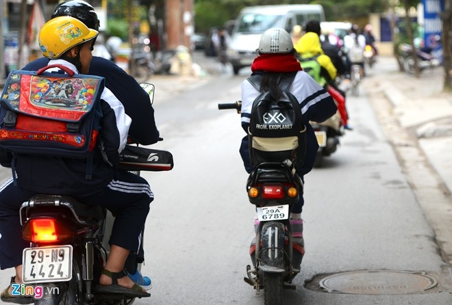 biển độc xe máy điện 2